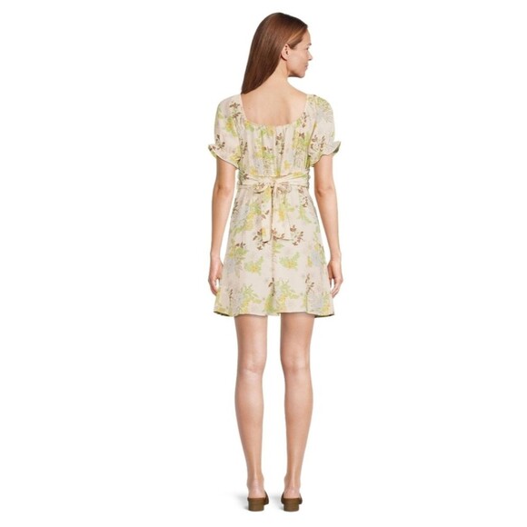 Madden NYC Juniors’ Peasant Dress with Puff Sleeves and Back Tie, Size XL - Picture 4 of 9